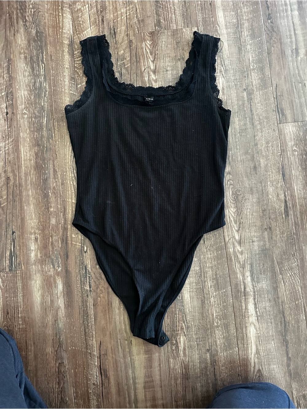 SHEIN Black Ribbed Lace-Trim Bodysuit